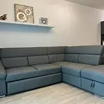 Garden Tower - 8 Min Do Centra, Garaz * براغ