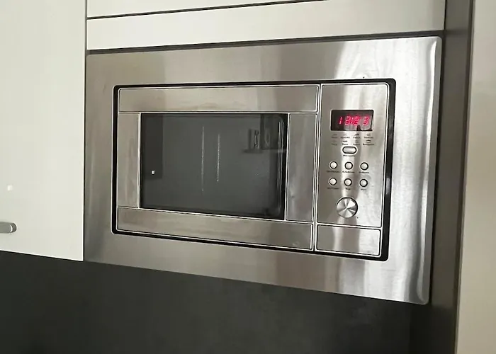 Apartman Garden Tower - 8 Min Do Centra, Garaz *