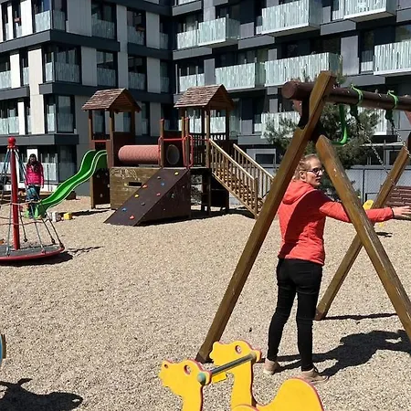 Garden Tower - 8 Min Do Centra, Garaz