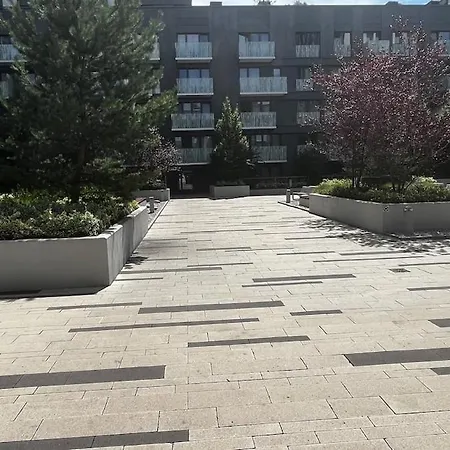 Apartamento Garden Tower - 8 Min Do Centra, Garaz Praga